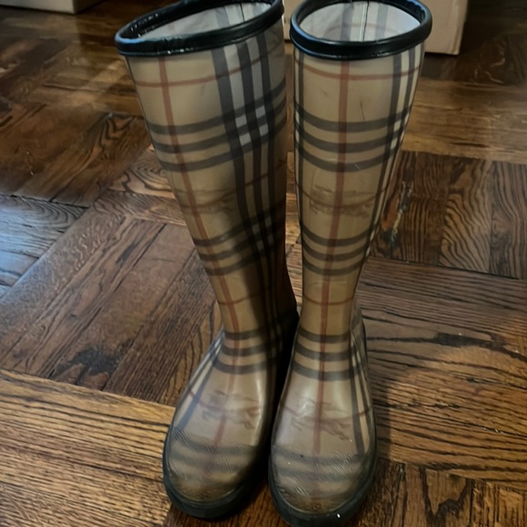 Burberry check rain boots - Picture 1 of 3